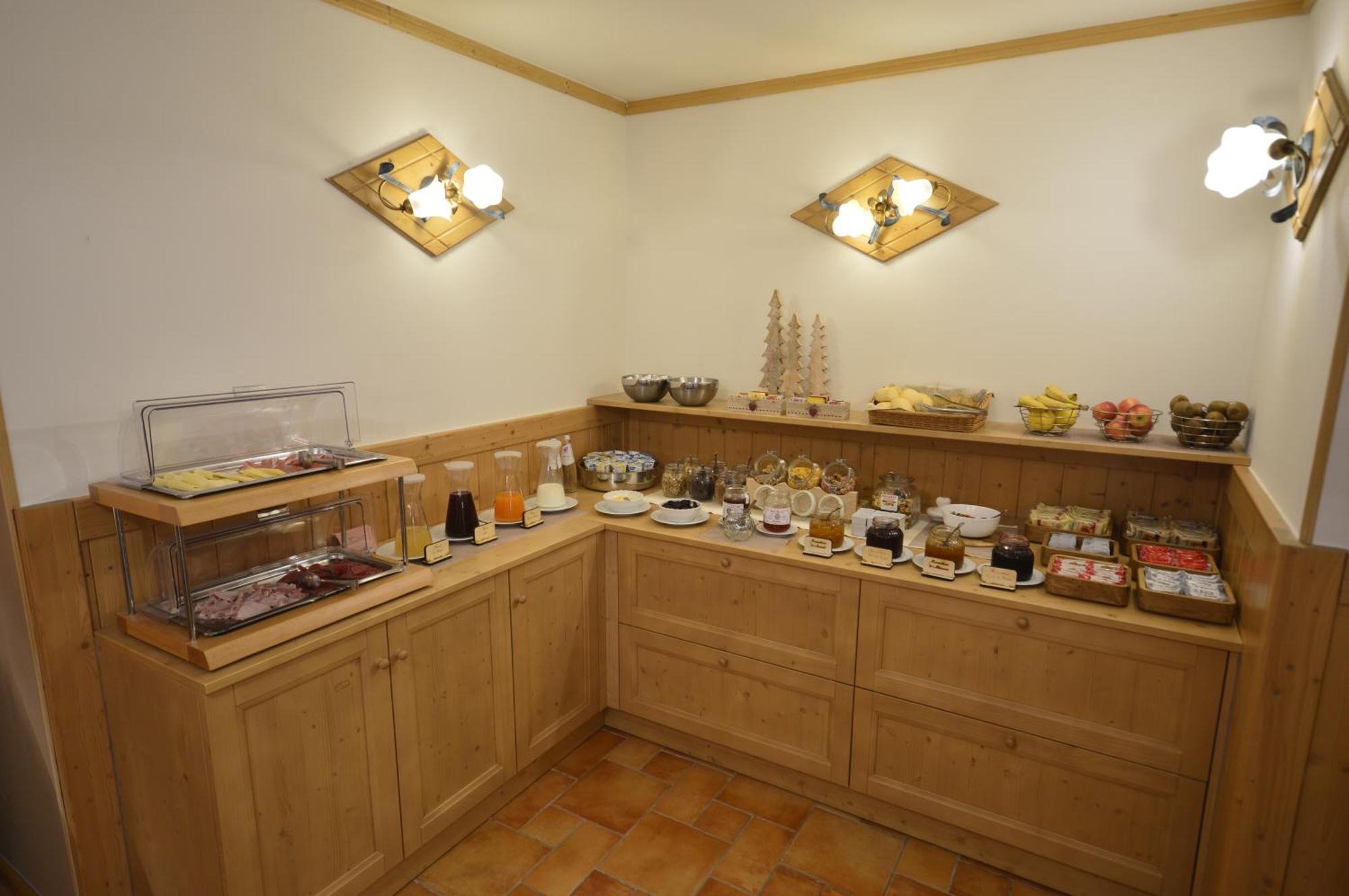 Hotel Garni Sant'Antonio Con Spa Madonna 外观 照片
