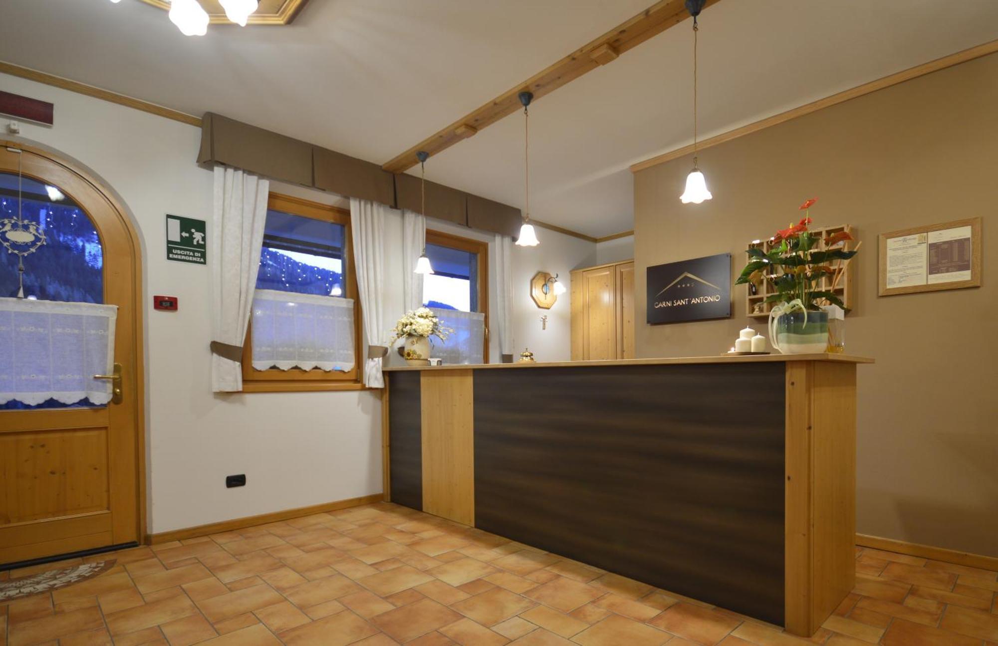 Hotel Garni Sant'Antonio Con Spa Madonna 外观 照片