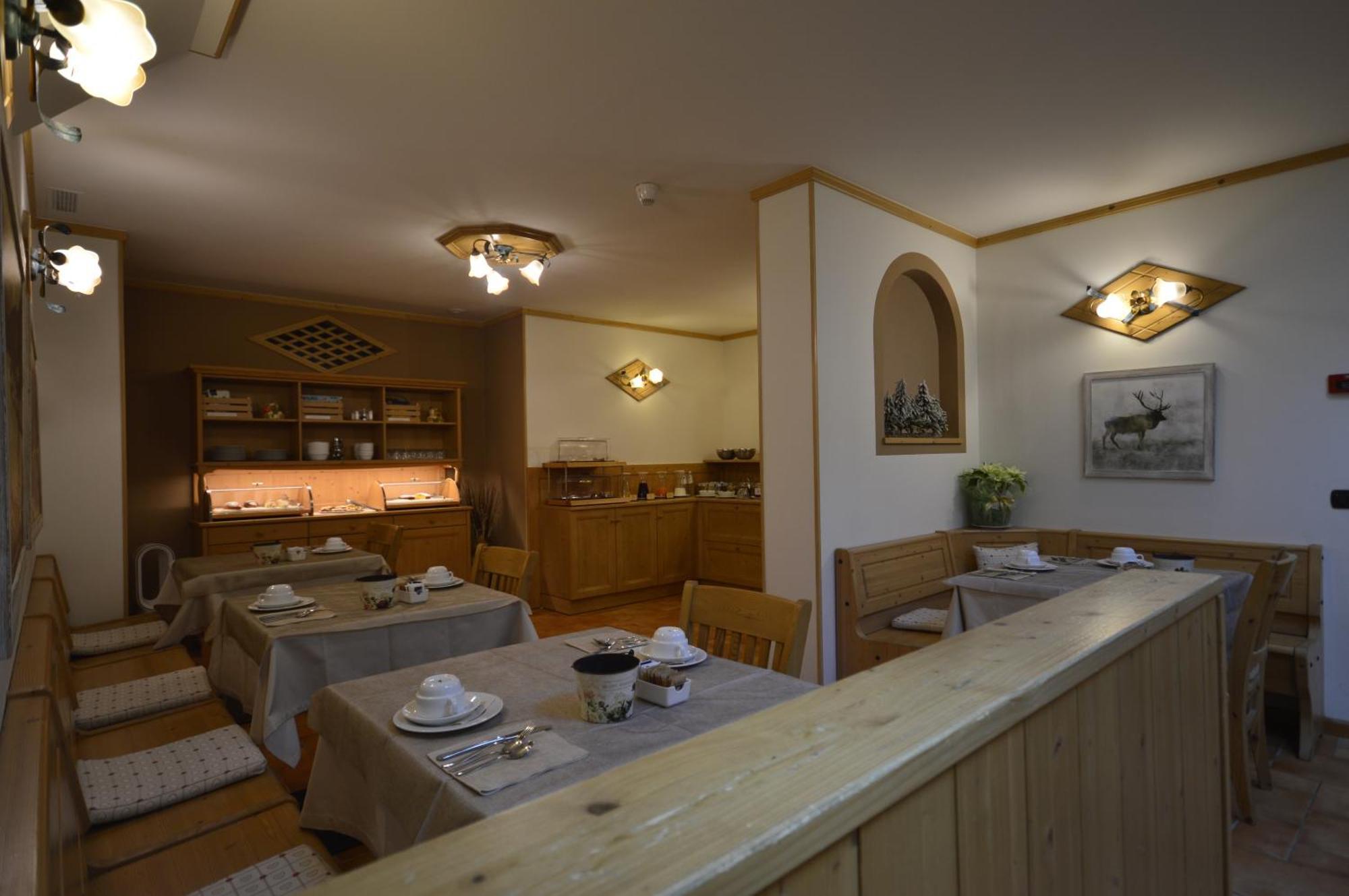 Hotel Garni Sant'Antonio Con Spa Madonna 外观 照片