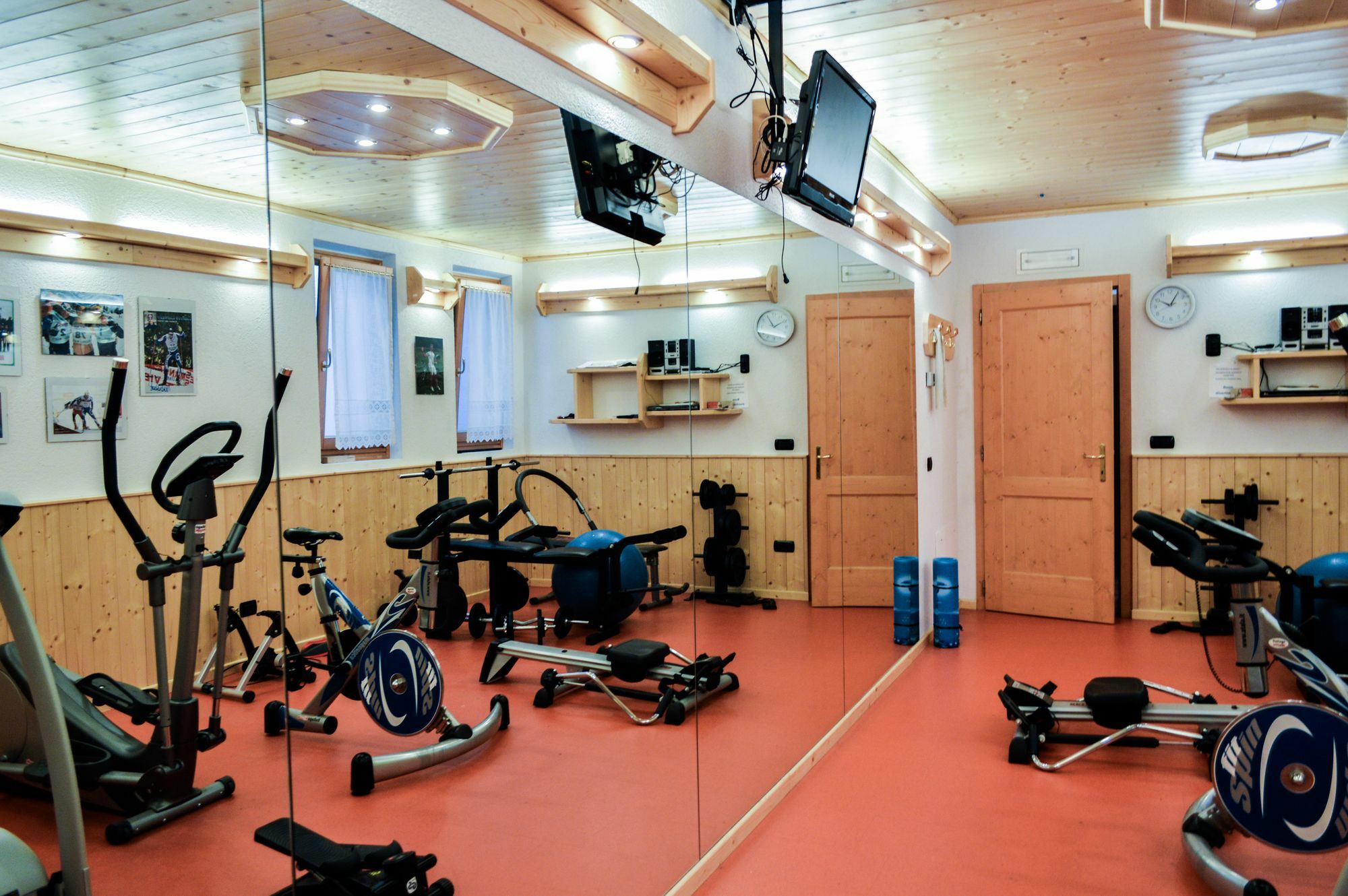 Hotel Garni Sant'Antonio Con Spa Madonna 外观 照片